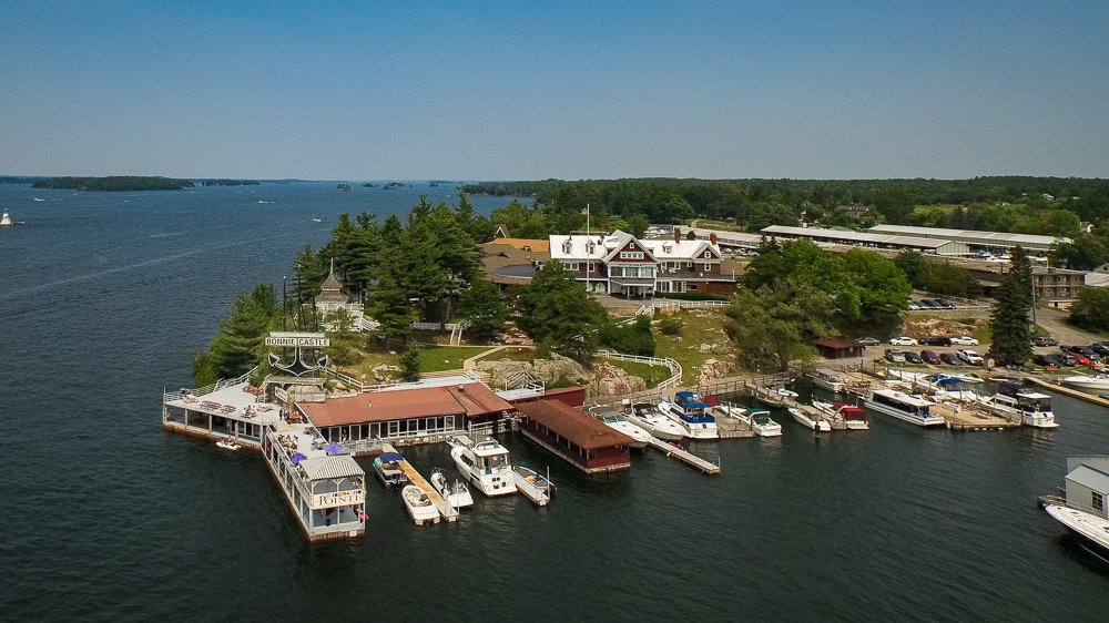 Mother's Day Package  1000 Islands Hotel Alexandria Bay NY Riveredge Resort